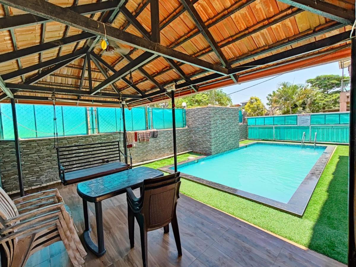 Gold Villa Lonavala Exteriör bild